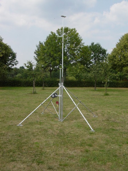 Rundmast mit Hilfsmast | Frick Gerätebau GmbH